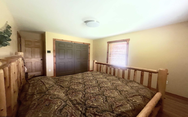 1027 Circle Drive, Mount Clare, West Virginia 26408, 3 Bedrooms Bedrooms, 9 Rooms Rooms,1 BathroomBathrooms,Single Family Detached,For Sale,Circle,10160299