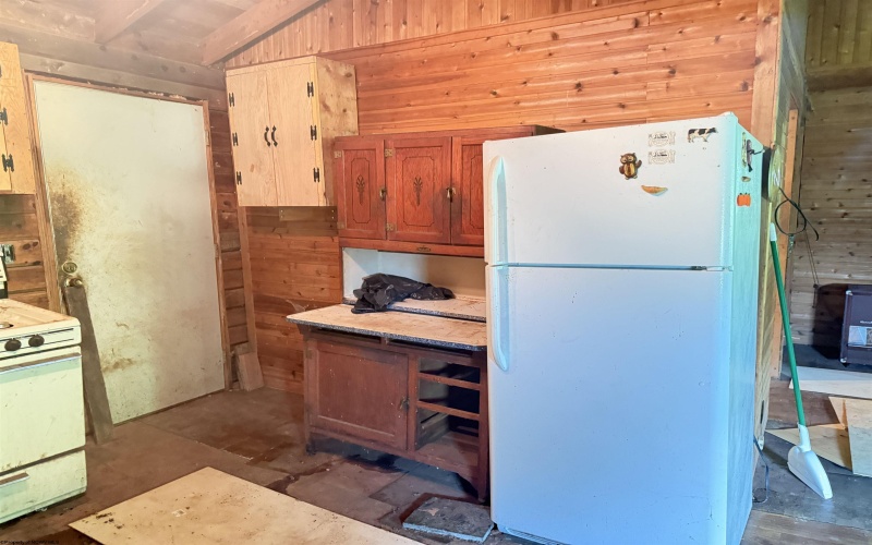 345 Middle Run Road, West Union, West Virginia 26456, 2 Bedrooms Bedrooms, 4 Rooms Rooms,1 BathroomBathrooms,Single Family Detached,For Sale,Middle Run,10160297