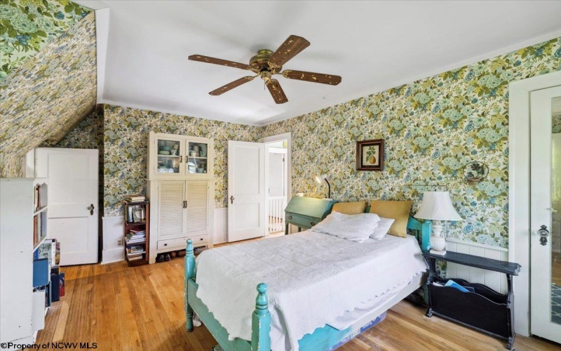 960 Stewart Street, Morgantown, West Virginia 26505, 2 Bedrooms Bedrooms, 6 Rooms Rooms,1 BathroomBathrooms,Single Family Detached,For Sale,Stewart,10160292