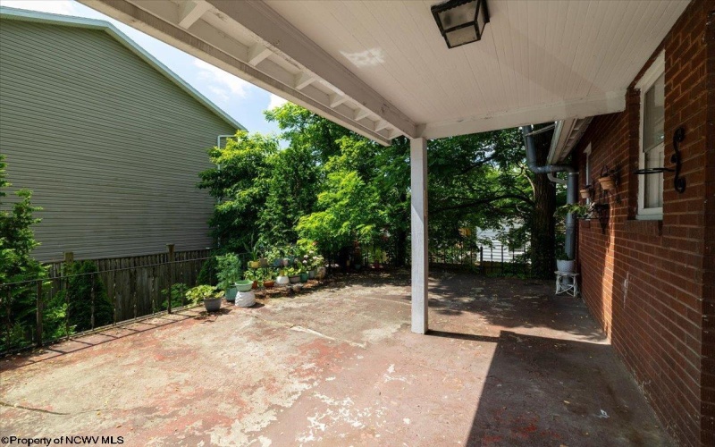 960 Stewart Street, Morgantown, West Virginia 26505, 2 Bedrooms Bedrooms, 6 Rooms Rooms,1 BathroomBathrooms,Single Family Detached,For Sale,Stewart,10160292