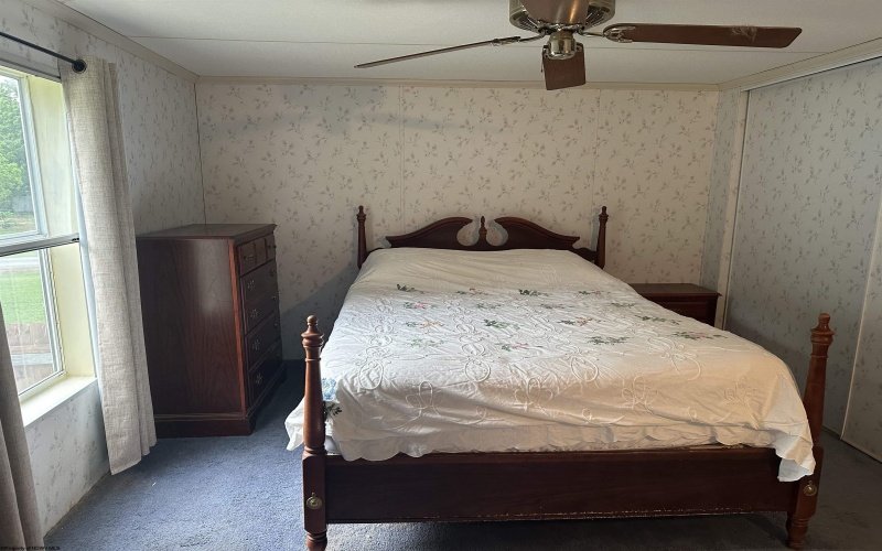 453 Saltlick Road, Mannington, West Virginia 26582-7171, 3 Bedrooms Bedrooms, 6 Rooms Rooms,1 BathroomBathrooms,Single Family Detached,For Sale,Saltlick,10160296