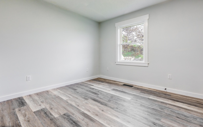 12 Goodwin Hill Road, Morgantown, West Virginia 26508, 3 Bedrooms Bedrooms, 8 Rooms Rooms,2 BathroomsBathrooms,Single Family Detached,For Sale,Goodwin Hill,10160291