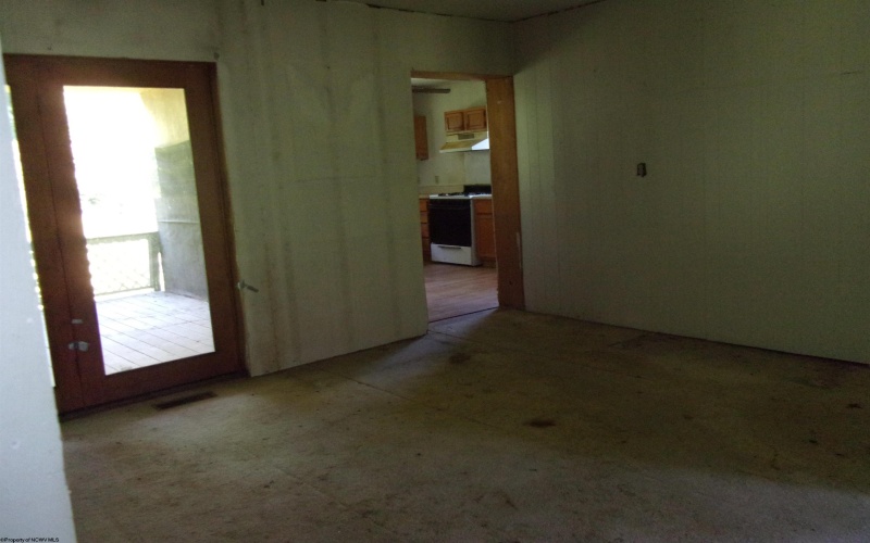 197 Sunshine Road, Rachel, West Virginia 26587, 2 Bedrooms Bedrooms, 6 Rooms Rooms,1 BathroomBathrooms,Single Family Detached,For Sale,Sunshine,10160310