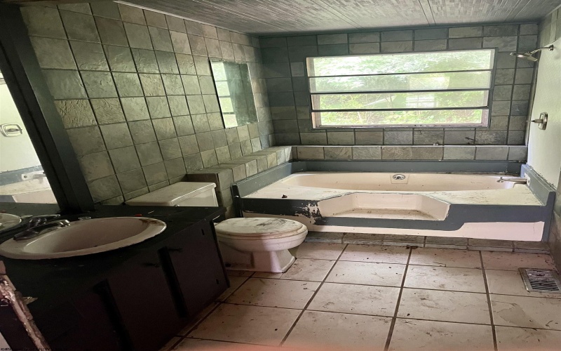 1775 River Road, Morgantown, West Virginia 26501, 4 Bedrooms Bedrooms, 7 Rooms Rooms,2 BathroomsBathrooms,Single Family Detached,For Sale,River,10160325