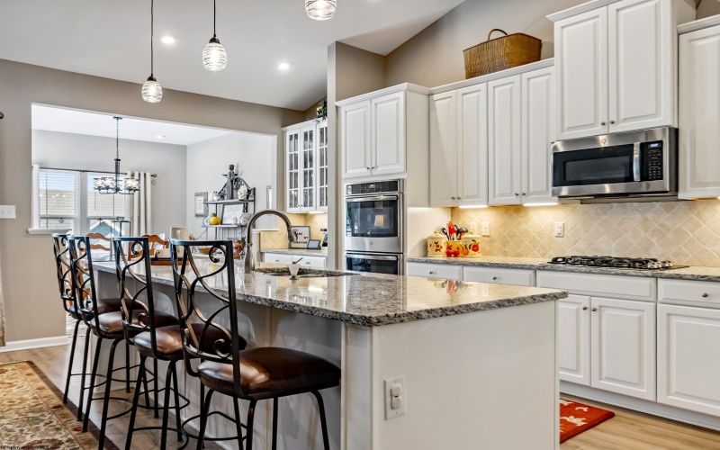 136 Falling Water Lane, Morgantown, West Virginia 26508, 3 Bedrooms Bedrooms, 7 Rooms Rooms,3 BathroomsBathrooms,Single Family Attached,For Sale,Falling Water,10160318