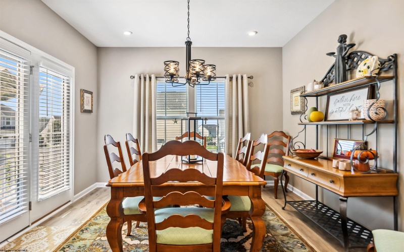 136 Falling Water Lane, Morgantown, West Virginia 26508, 3 Bedrooms Bedrooms, 7 Rooms Rooms,3 BathroomsBathrooms,Single Family Attached,For Sale,Falling Water,10160318