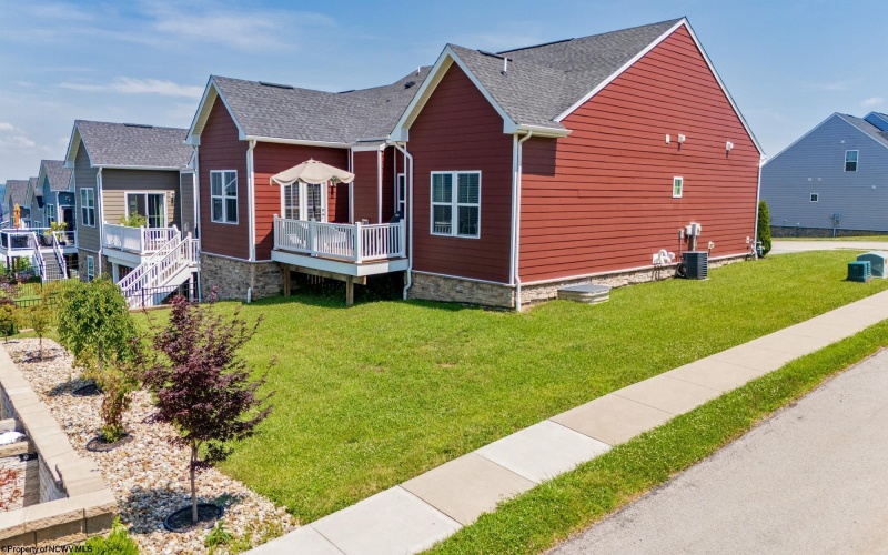 136 Falling Water Lane, Morgantown, West Virginia 26508, 3 Bedrooms Bedrooms, 7 Rooms Rooms,3 BathroomsBathrooms,Single Family Attached,For Sale,Falling Water,10160318