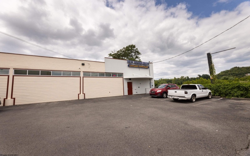 120 6th Street, Clarksburg, West Virginia 26301, ,Commercial/industrial,For Sale,6th,10160323