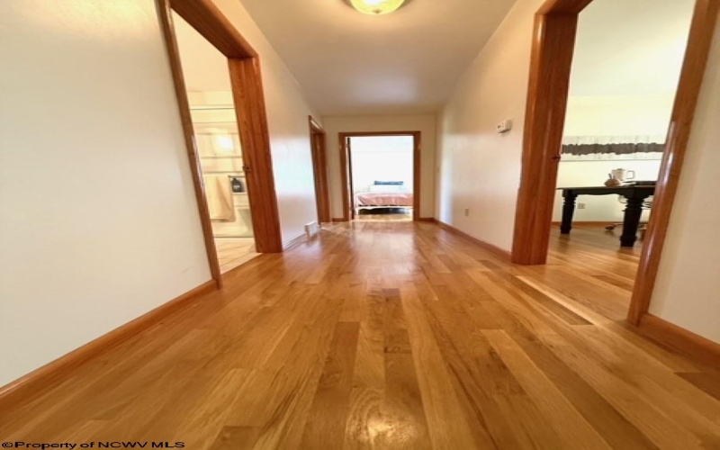 5242 Veterans Memorial Highway, Bridgeport, West Virginia 26330, 3 Bedrooms Bedrooms, 6 Rooms Rooms,2 BathroomsBathrooms,Single Family Detached,For Sale,Veterans Memorial,10160324