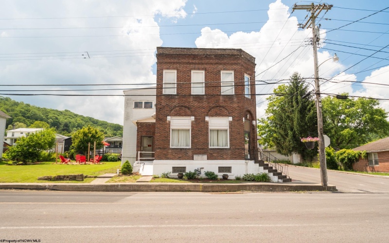 2141 Front Street, Bayard, West Virginia 26707, 4 Bedrooms Bedrooms, 9 Rooms Rooms,2 BathroomsBathrooms,Single Family Detached,For Sale,Front,10160322