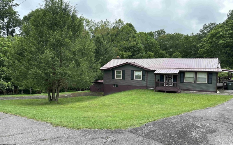 47 Cauldwell Drive, Buckhannon, West Virginia 26201, 3 Bedrooms Bedrooms, 6 Rooms Rooms,2 BathroomsBathrooms,Single Family Detached,For Sale,Cauldwell,10160321