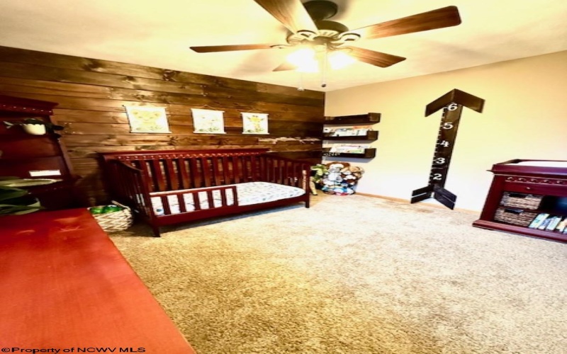 409 4th Avenue, Nutter Fort, West Virginia 26301, 4 Bedrooms Bedrooms, 9 Rooms Rooms,2 BathroomsBathrooms,Single Family Detached,For Sale,4th,10160317