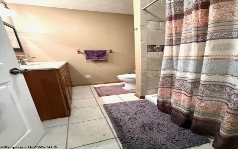 409 4th Avenue, Nutter Fort, West Virginia 26301, 4 Bedrooms Bedrooms, 9 Rooms Rooms,2 BathroomsBathrooms,Single Family Detached,For Sale,4th,10160317