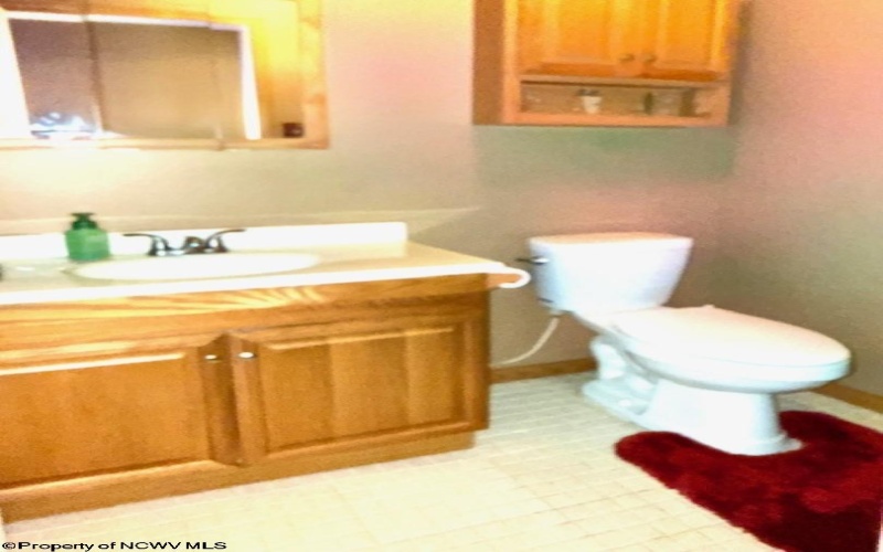 409 4th Avenue, Nutter Fort, West Virginia 26301, 4 Bedrooms Bedrooms, 9 Rooms Rooms,2 BathroomsBathrooms,Single Family Detached,For Sale,4th,10160317