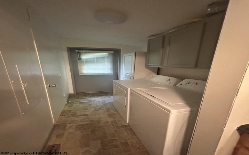 8694 Clarksburg Road, Volga, West Virginia 26238, 3 Bedrooms Bedrooms, 6 Rooms Rooms,2 BathroomsBathrooms,Single Family Detached,For Sale,Clarksburg,10160314