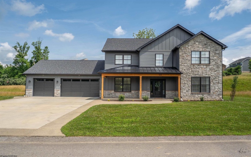 1105 Eagle Glenn Court, Morgantown, West Virginia 26508, 4 Bedrooms Bedrooms, 8 Rooms Rooms,2 BathroomsBathrooms,Single Family Detached,For Sale,Eagle Glenn,10160315