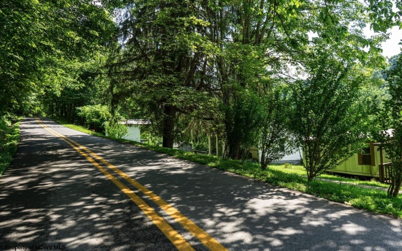 2436 Jakes Run Road, Maidsville, West Virginia 26541, 2 Bedrooms Bedrooms, 7 Rooms Rooms,1 BathroomBathrooms,Single Family Detached,For Sale,Jakes Run,10160319