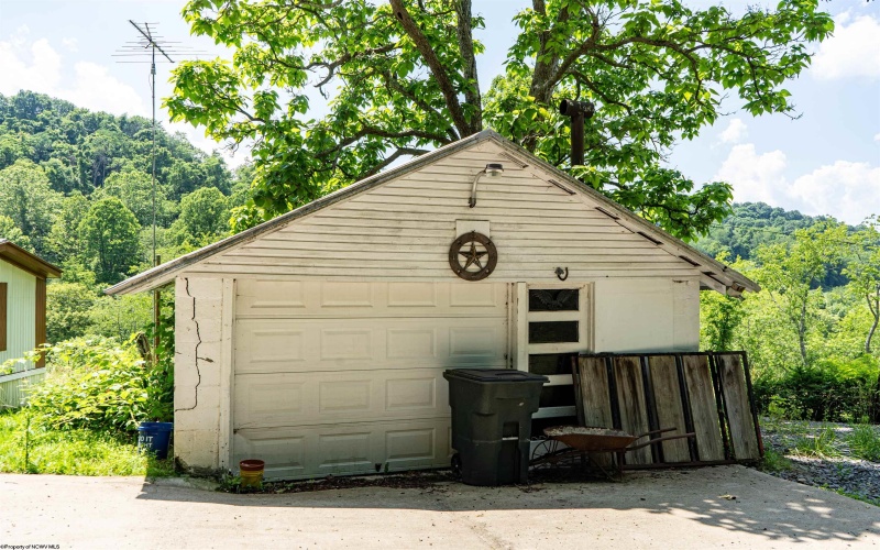 2436 Jakes Run Road, Maidsville, West Virginia 26541, 2 Bedrooms Bedrooms, 7 Rooms Rooms,1 BathroomBathrooms,Single Family Detached,For Sale,Jakes Run,10160319