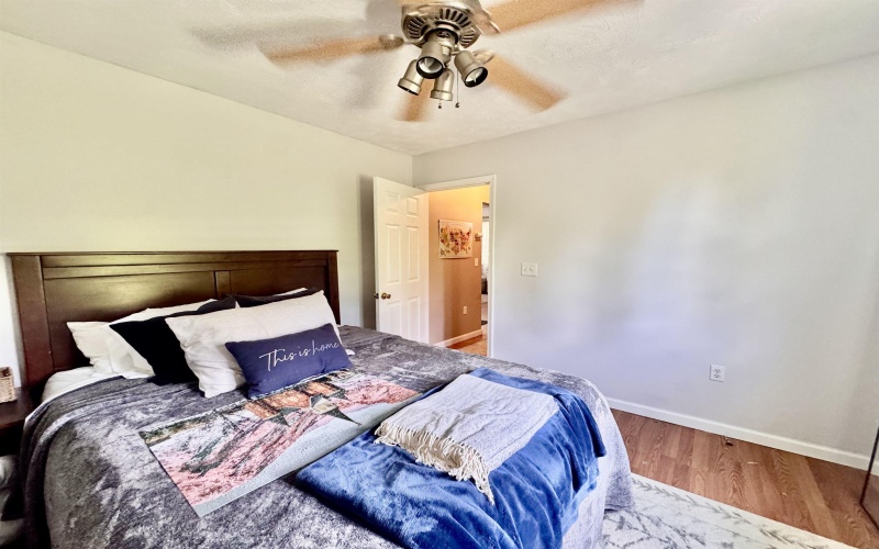 1118 Conaway Street, Fairmont, West Virginia 26554, 2 Bedrooms Bedrooms, 6 Rooms Rooms,1 BathroomBathrooms,Single Family Detached,For Sale,Conaway,10160329