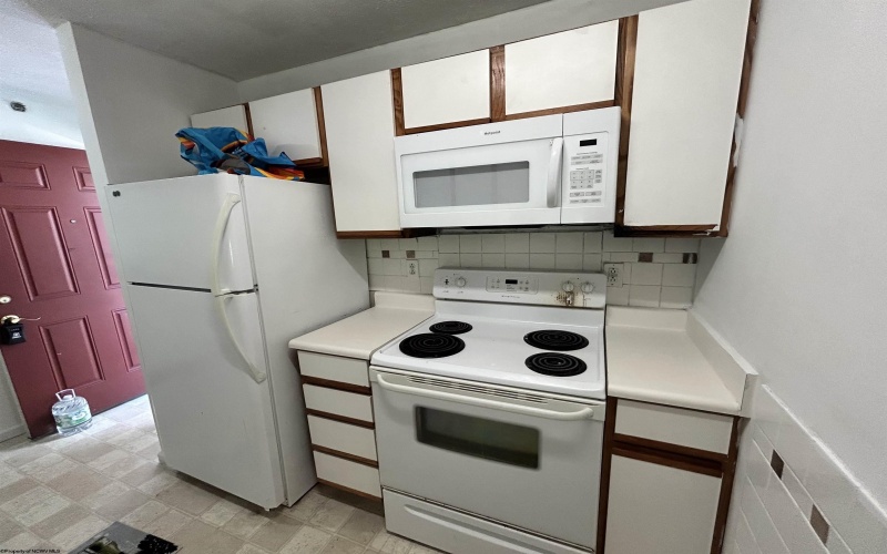 7205 University Commons Drive, Morgantown, West Virginia 26505, 4 Bedrooms Bedrooms, 6 Rooms Rooms,4 BathroomsBathrooms,Single Family Attached,For Sale,University Commons,10160330