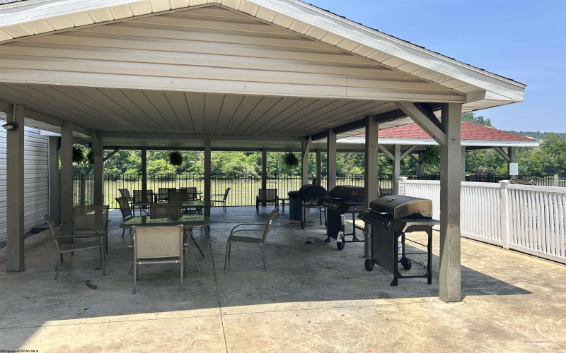 7205 University Commons Drive, Morgantown, West Virginia 26505, 4 Bedrooms Bedrooms, 6 Rooms Rooms,4 BathroomsBathrooms,Single Family Attached,For Sale,University Commons,10160330