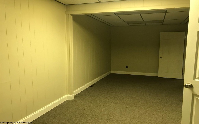 1539 Mary Lou Retton Drive, Fairmont, West Virginia 26554, ,Commercial/industrial,For Lease,Mary Lou Retton,10160328