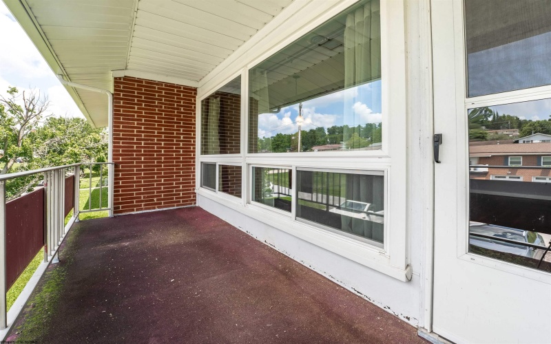 6301 Mountain View Manor, Morgantown, West Virginia 26501, 2 Bedrooms Bedrooms, 5 Rooms Rooms,1 BathroomBathrooms,Single Family Attached,For Sale,Mountain View,10160347