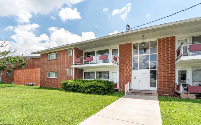 6301 Mountain View Manor, Morgantown, West Virginia 26501, 2 Bedrooms Bedrooms, 5 Rooms Rooms,1 BathroomBathrooms,Single Family Attached,For Sale,Mountain View,10160347