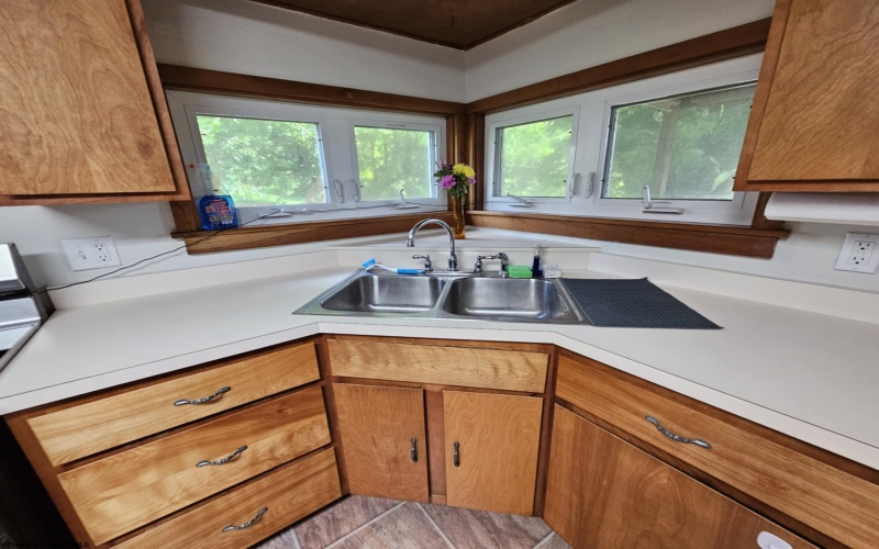 85 Charles Street, Shinnston, West Virginia 26431, 3 Bedrooms Bedrooms, 7 Rooms Rooms,2 BathroomsBathrooms,Single Family Detached,For Sale,Charles,10160348