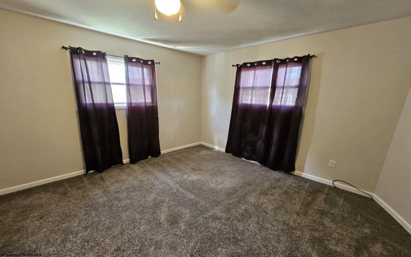 85 Charles Street, Shinnston, West Virginia 26431, 3 Bedrooms Bedrooms, 7 Rooms Rooms,2 BathroomsBathrooms,Single Family Detached,For Sale,Charles,10160348
