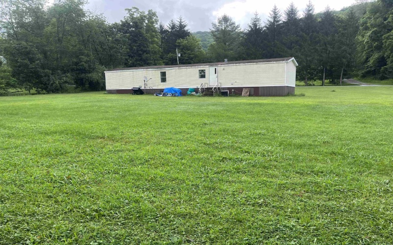 2068 Glady Fork Road, Weston, West Virginia 26452, 3 Bedrooms Bedrooms, 6 Rooms Rooms,2 BathroomsBathrooms,Single Family Detached,For Sale,Glady Fork,10160346