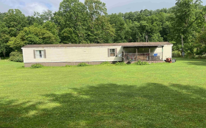2068 Glady Fork Road, Weston, West Virginia 26452, 3 Bedrooms Bedrooms, 6 Rooms Rooms,2 BathroomsBathrooms,Single Family Detached,For Sale,Glady Fork,10160346