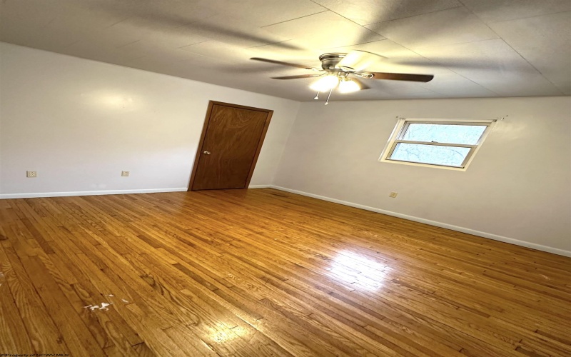 206 College Street, Glenville, West Virginia 26351, 3 Bedrooms Bedrooms, 5 Rooms Rooms,1 BathroomBathrooms,Single Family Detached,For Sale,College,10156771