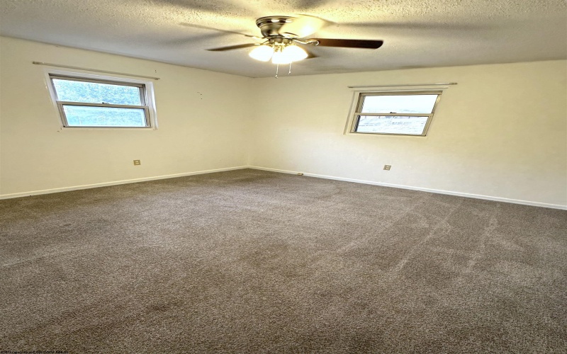206 College Street, Glenville, West Virginia 26351, 3 Bedrooms Bedrooms, 5 Rooms Rooms,1 BathroomBathrooms,Single Family Detached,For Sale,College,10156771