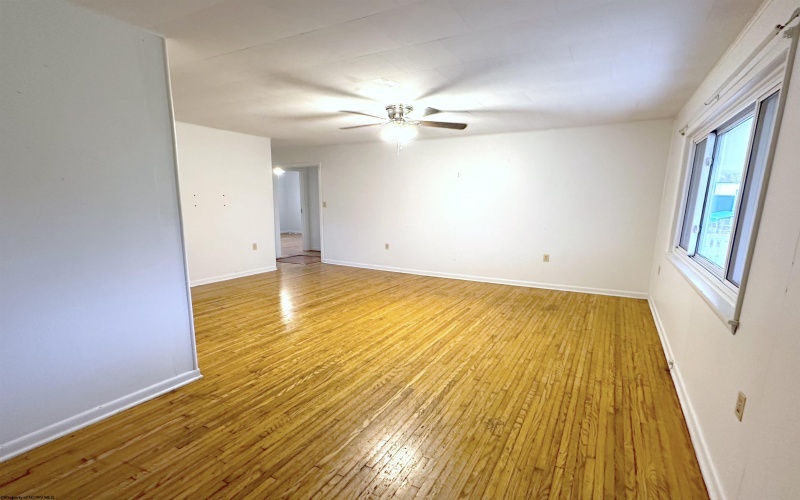 206 College Street, Glenville, West Virginia 26351, 3 Bedrooms Bedrooms, 5 Rooms Rooms,1 BathroomBathrooms,Single Family Detached,For Sale,College,10156771