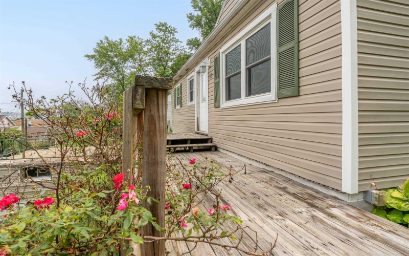 265 Waitman Street, Morgantown, West Virginia 26501, 3 Bedrooms Bedrooms, 8 Rooms Rooms,2 BathroomsBathrooms,Single Family Detached,For Sale,Waitman,10160336