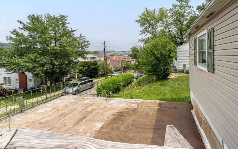 265 Waitman Street, Morgantown, West Virginia 26501, 3 Bedrooms Bedrooms, 8 Rooms Rooms,2 BathroomsBathrooms,Single Family Detached,For Sale,Waitman,10160336