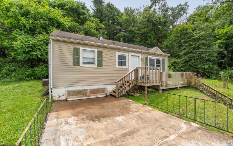 265 Waitman Street, Morgantown, West Virginia 26501, 3 Bedrooms Bedrooms, 8 Rooms Rooms,2 BathroomsBathrooms,Single Family Detached,For Sale,Waitman,10160336