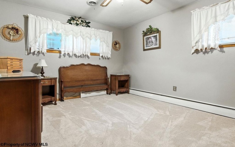 1506 WIlsonburg Road, Clarksburg, West Virginia 26301, 3 Bedrooms Bedrooms, 6 Rooms Rooms,1 BathroomBathrooms,Single Family Detached,For Sale,WIlsonburg,10160339
