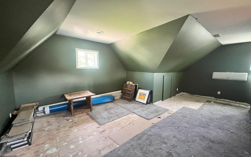 524 Short Street, Morgantown, West Virginia 26505, 4 Bedrooms Bedrooms, 9 Rooms Rooms,2 BathroomsBathrooms,Single Family Detached,For Sale,Short,10160340