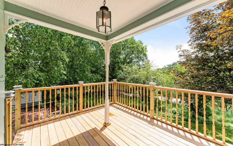 107 Ridgeley Road, Morgantown, West Virginia 26505, 4 Bedrooms Bedrooms, 8 Rooms Rooms,2 BathroomsBathrooms,Single Family Detached,For Sale,Ridgeley,10160350