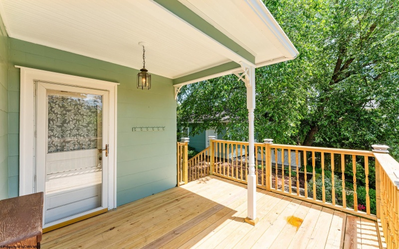 107 Ridgeley Road, Morgantown, West Virginia 26505, 4 Bedrooms Bedrooms, 8 Rooms Rooms,2 BathroomsBathrooms,Single Family Detached,For Sale,Ridgeley,10160350