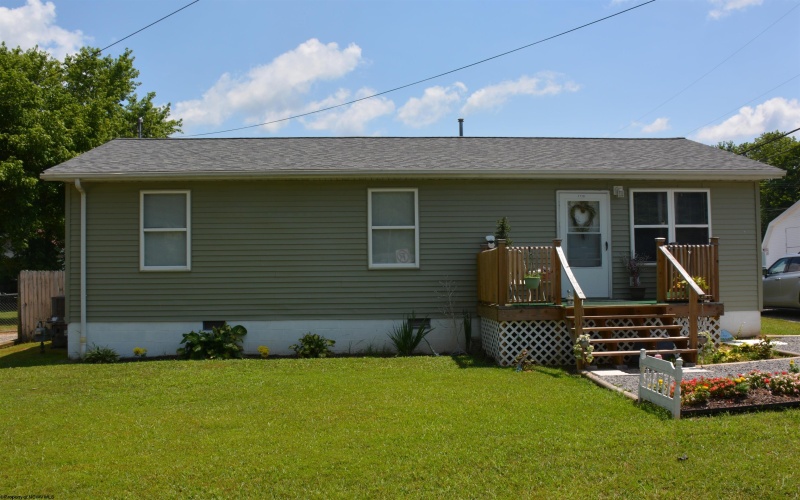 1726 Old Mill Road, Weston, West Virginia 26452, 3 Bedrooms Bedrooms, 6 Rooms Rooms,2 BathroomsBathrooms,Single Family Detached,For Sale,Old Mill,10160359