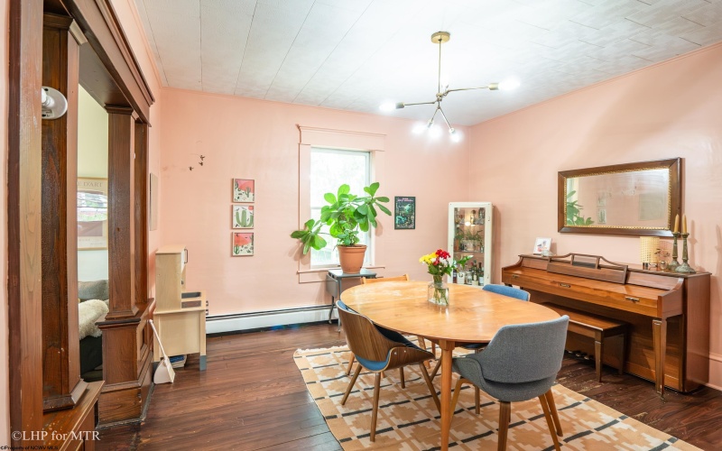 460 Spruce Street, Thomas, West Virginia 26292, 3 Bedrooms Bedrooms, 7 Rooms Rooms,2 BathroomsBathrooms,Single Family Detached,For Sale,Spruce,10160356