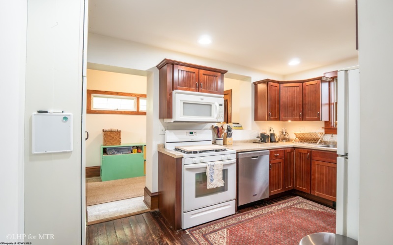 460 Spruce Street, Thomas, West Virginia 26292, 3 Bedrooms Bedrooms, 7 Rooms Rooms,2 BathroomsBathrooms,Single Family Detached,For Sale,Spruce,10160356