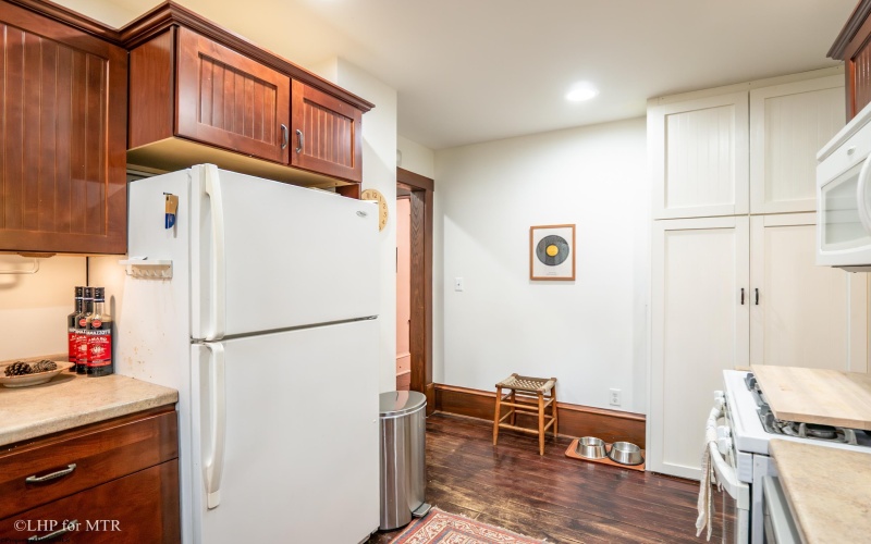 460 Spruce Street, Thomas, West Virginia 26292, 3 Bedrooms Bedrooms, 7 Rooms Rooms,2 BathroomsBathrooms,Single Family Detached,For Sale,Spruce,10160356