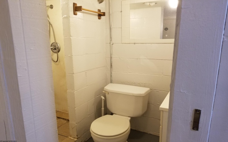 1719 Goff Avenue, Clarksburg, West Virginia 26301-1719, 2 Bedrooms Bedrooms, 4 Rooms Rooms,2 BathroomsBathrooms,Single Family Detached,For Sale,Goff,10160357