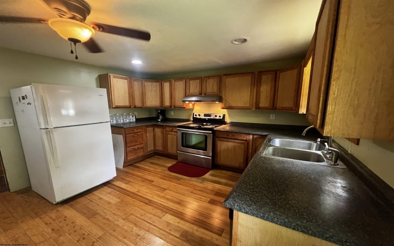 64 Carolina Avenue, Salem, West Virginia 26426, 2 Bedrooms Bedrooms, 6 Rooms Rooms,1 BathroomBathrooms,Single Family Detached,For Sale,Carolina,10160360