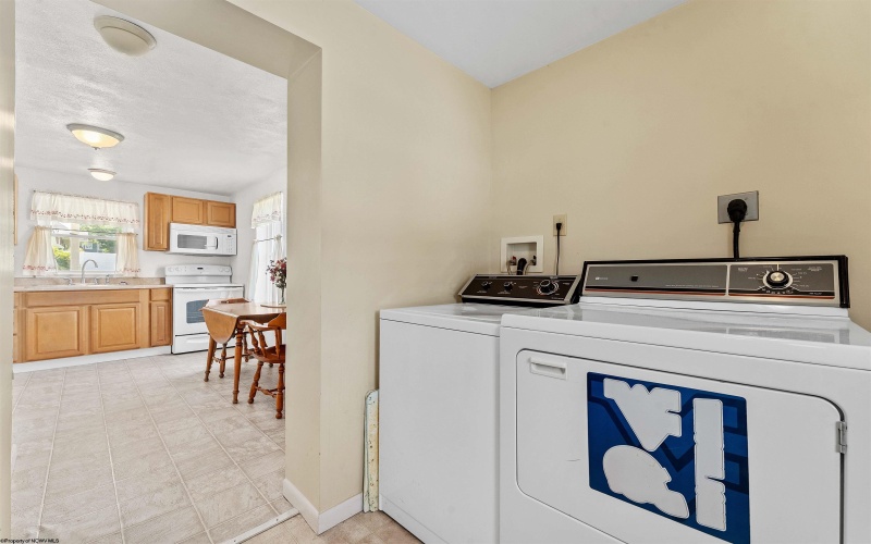 533 Princeton Avenue, Morgantown, West Virginia 26505, 2 Bedrooms Bedrooms, 4 Rooms Rooms,1 BathroomBathrooms,Single Family Detached,For Sale,Princeton,10160362
