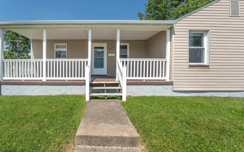 533 Princeton Avenue, Morgantown, West Virginia 26505, 2 Bedrooms Bedrooms, 4 Rooms Rooms,1 BathroomBathrooms,Single Family Detached,For Sale,Princeton,10160362